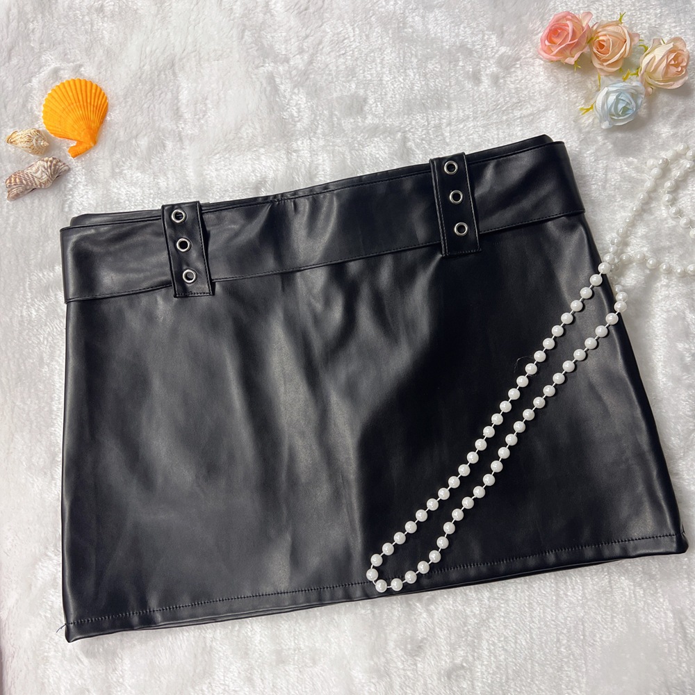 OM- 2025 Same style as the hot girl y2k retro nightclub sexy low-waist PU leather mini skirt
